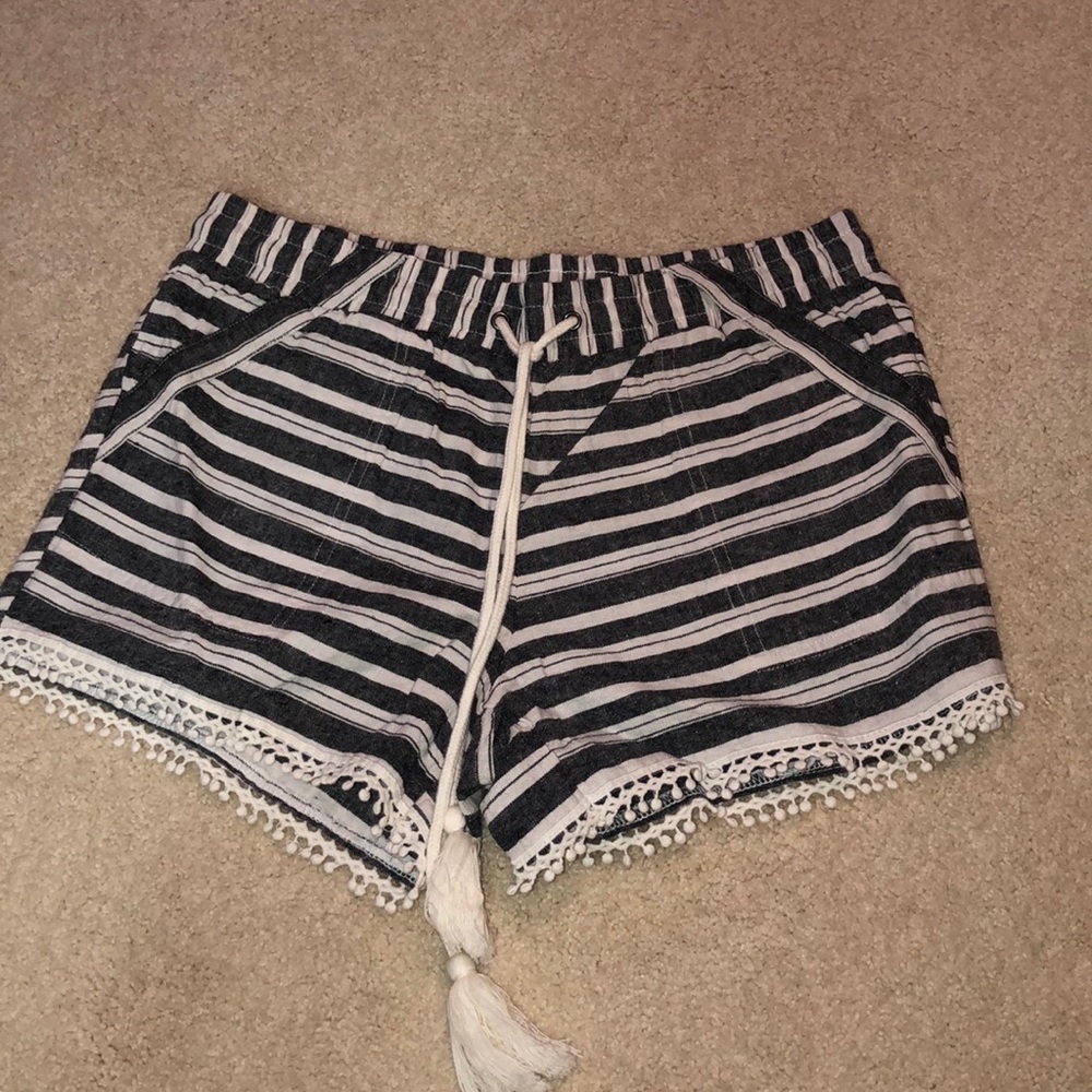 Striped comfy shorts